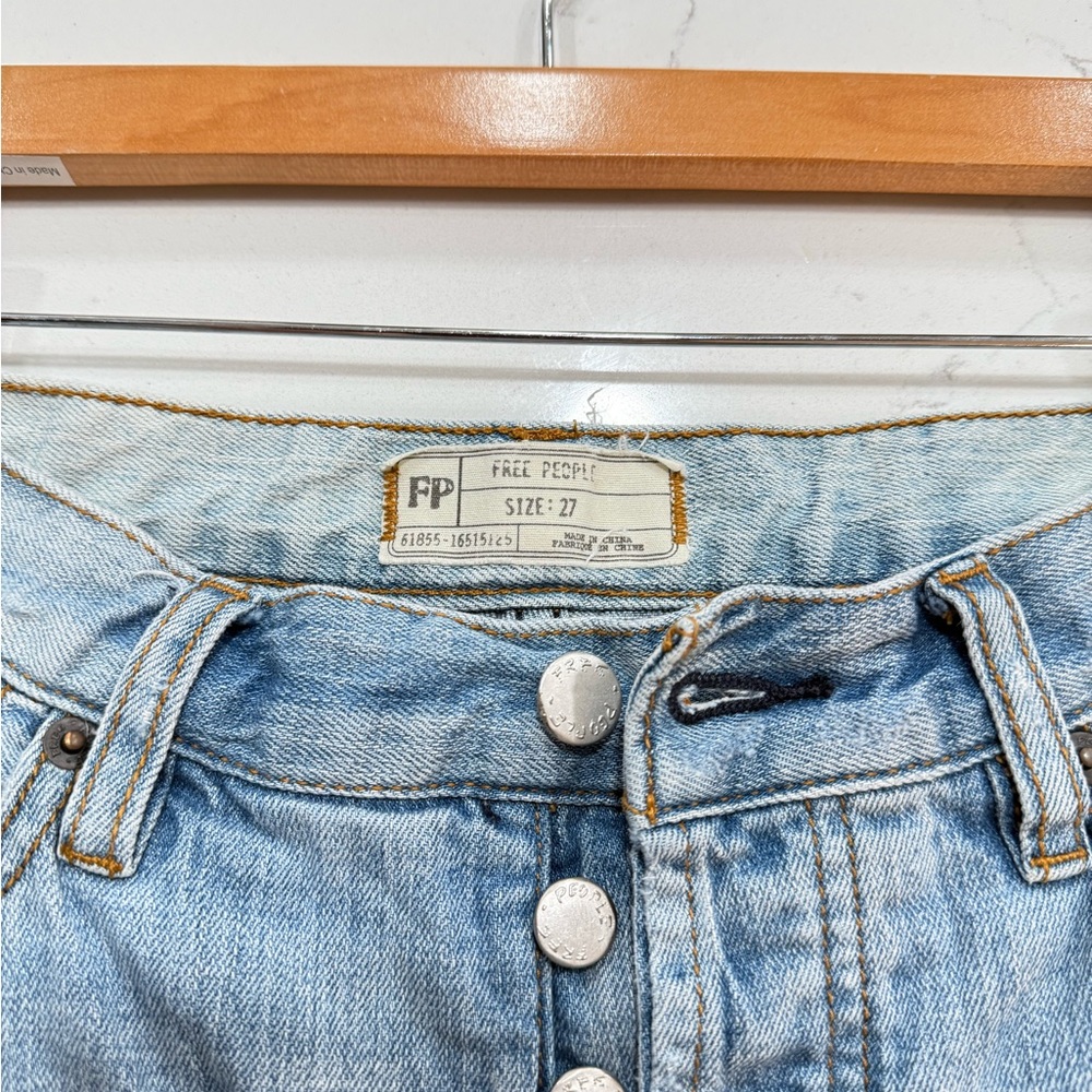 Free People Women’s Jeans - Picture 8 of 9